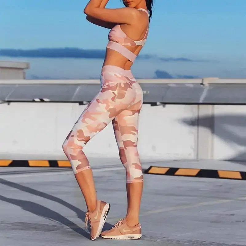 Pink Camo Pocket Push Up Fitness 2 Piece Set Woman`s Clothing 33.00