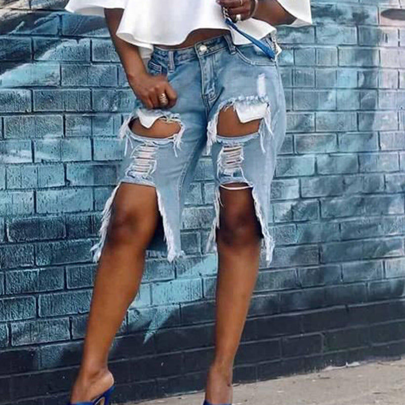 Ripped Loose Straight Denim Five-quarter Shorts