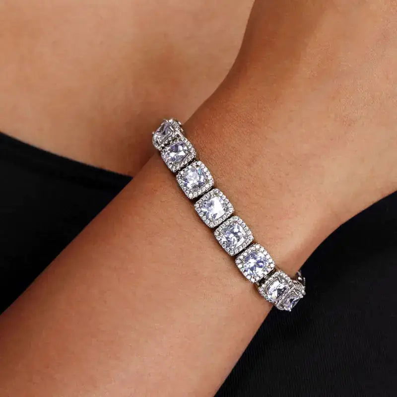 18K White Gold Tennis Bracelet - Woman`s Clothing