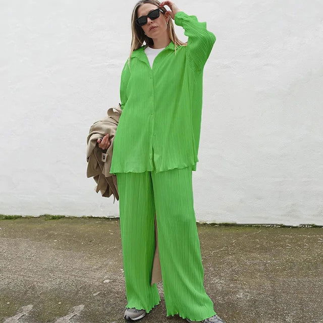 Two Piece Long Sleeve SuitTwo Piece Long Sleeve
