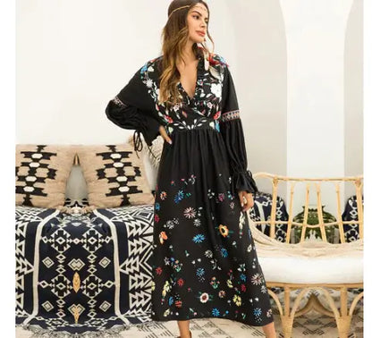 Woman`s Fashionable Black Printed Floral Dress