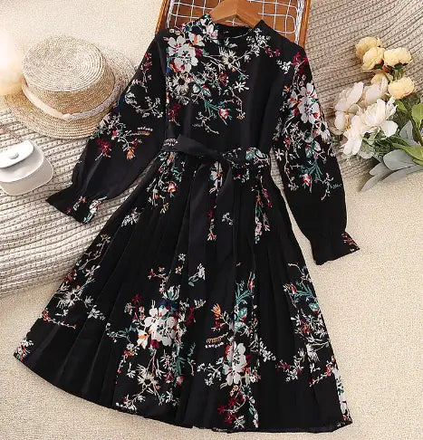 Woman`s Fashionable Black Printed Floral Dress